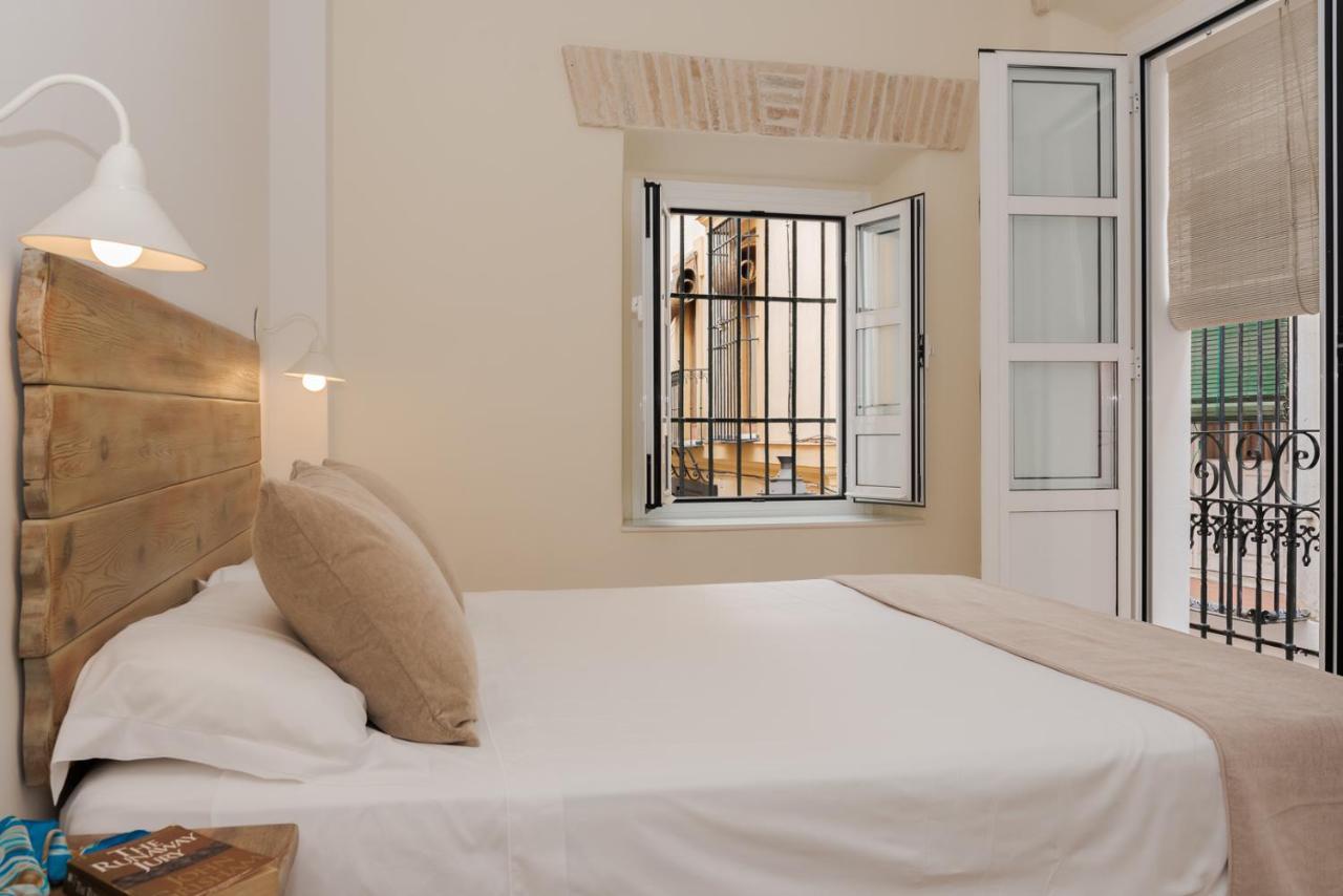 Boutique Elvira Plaza Hotel 3*