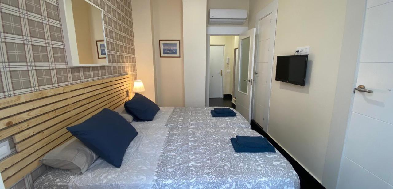 Aym Places Maestranza Apartamento *