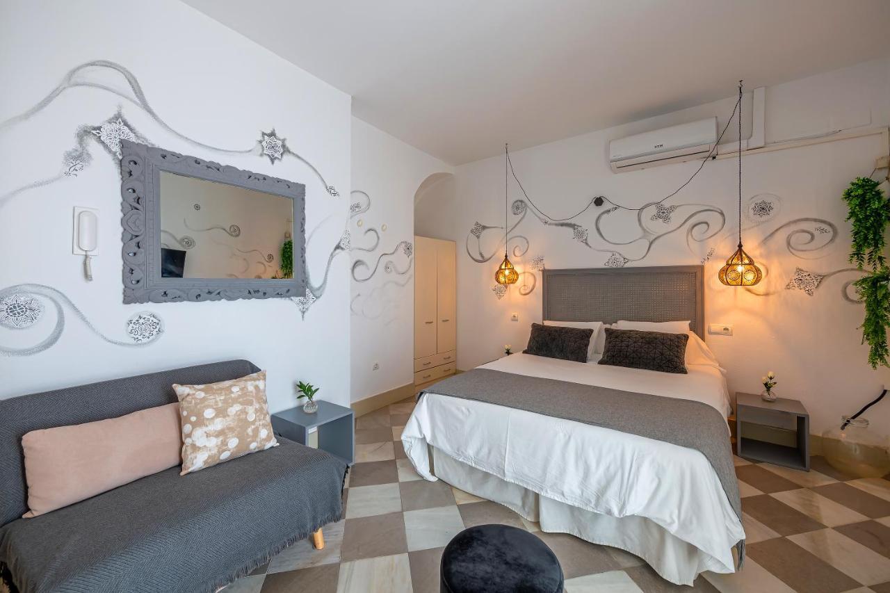 La Casa De La Favorita Hotel 2*