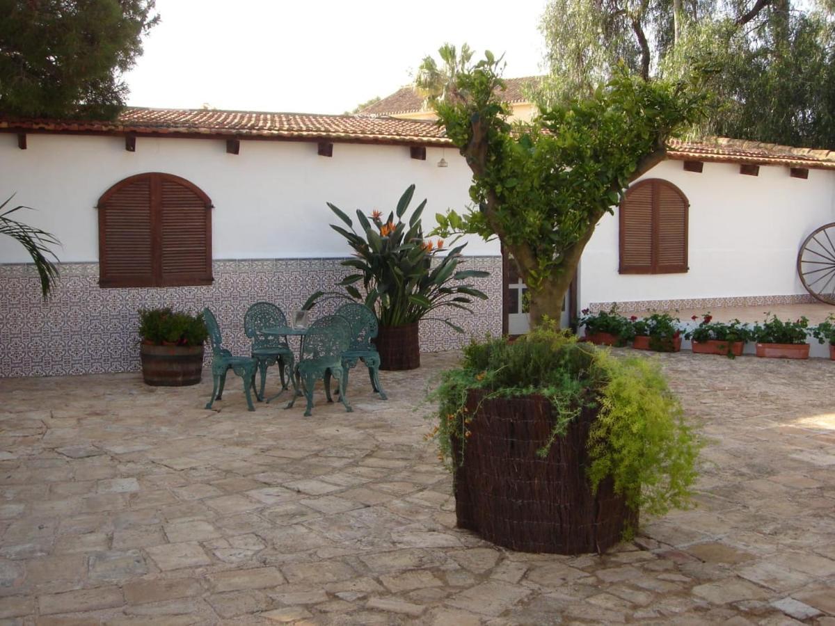 Vivir La Victoria. Lodge