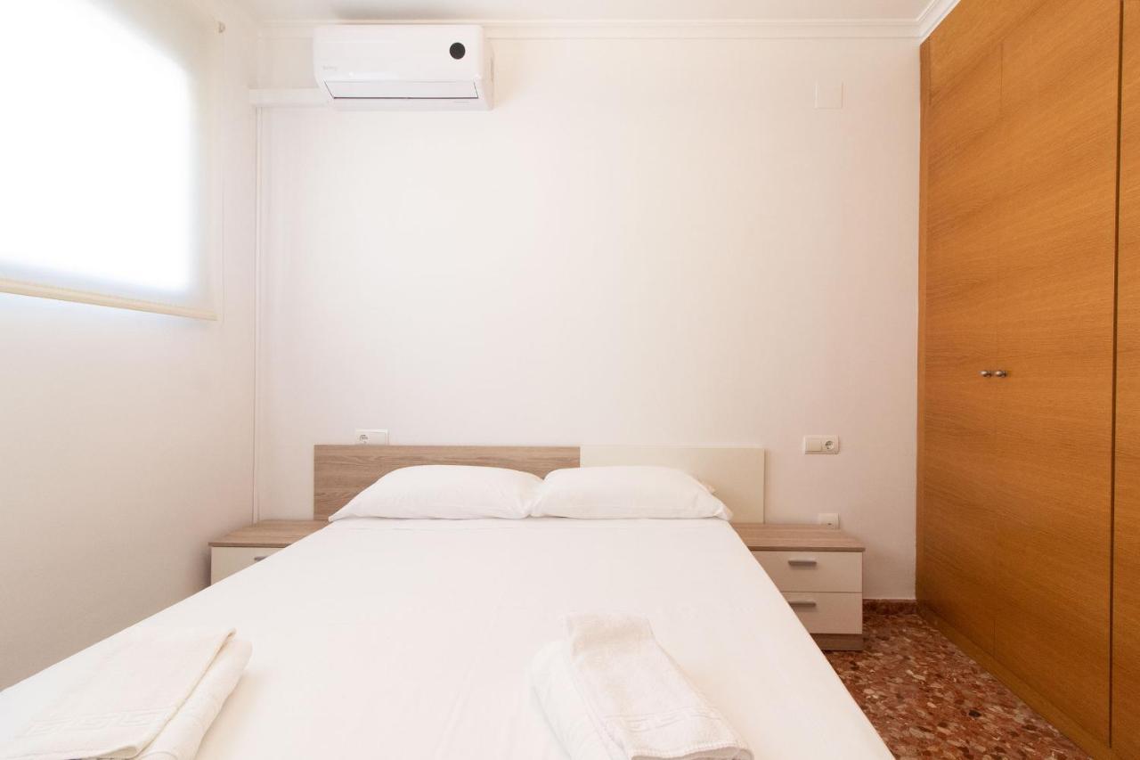 Global Properties, Planta Baja En Apartamento En * Sagunto