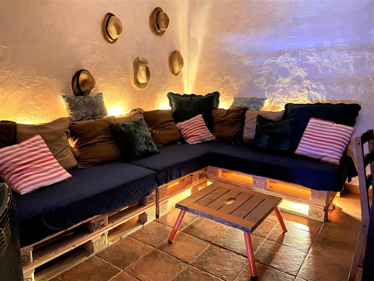 Holiday home Viuter Rural Cave House El Refugio De Miguel