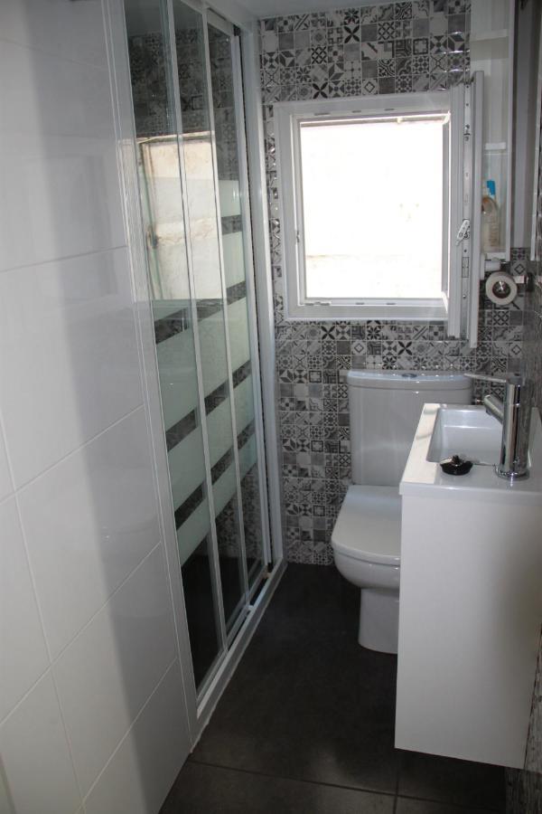 Rural Zuri Apartment