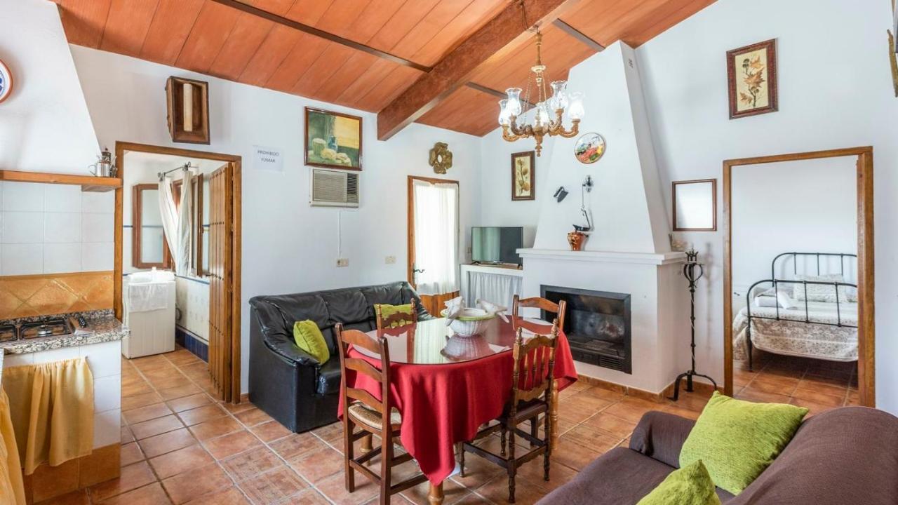 Cortijo La Torca By Ruralidays * Fuente de Piedra
