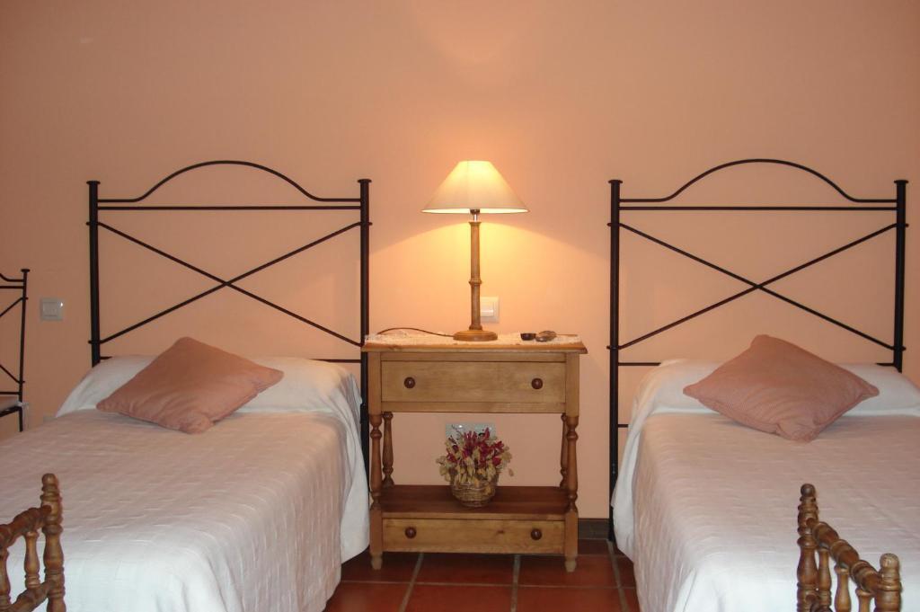 Hotel El Castellar 2*