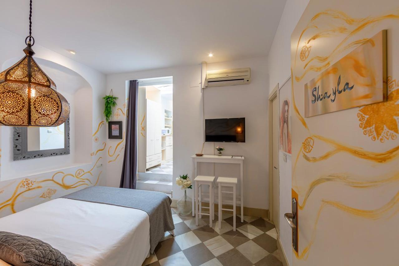 Hotel La Casa De La Favorita 2*