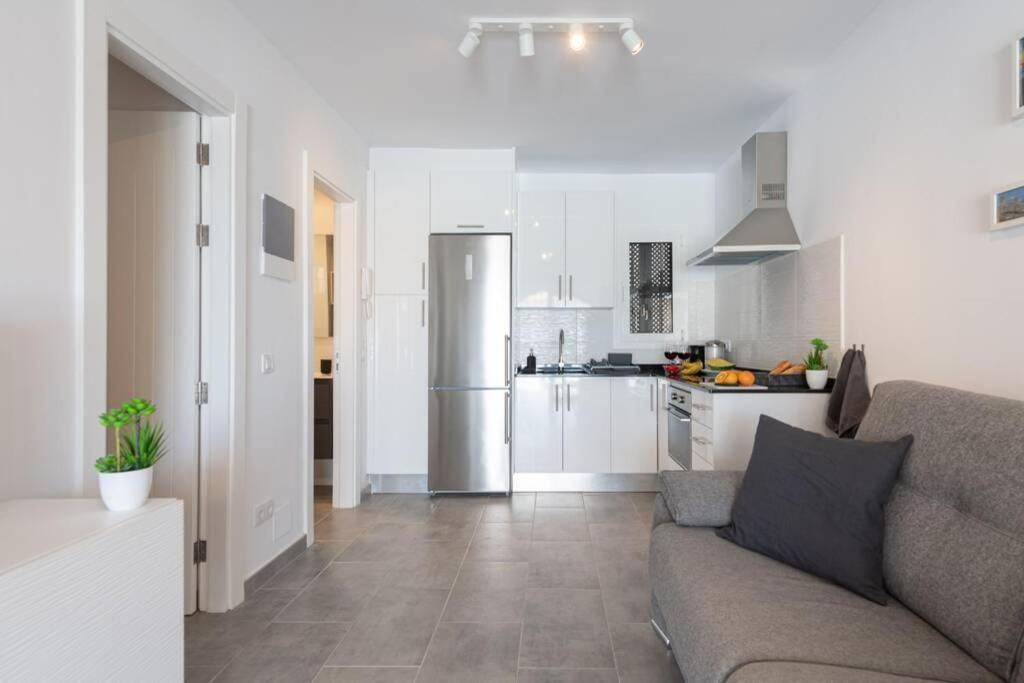 With Amazing Views And Terrace Garden, Fast Fiber Wifi * Patalavaca