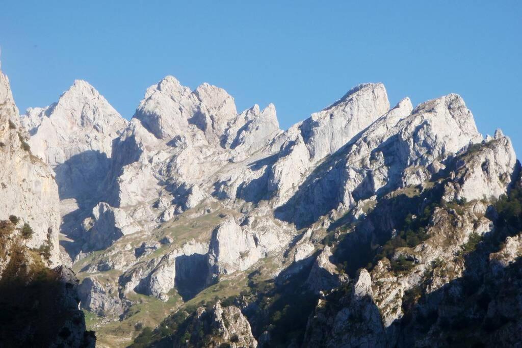 Aire De Montaña - Estupendas Vistas A Picos