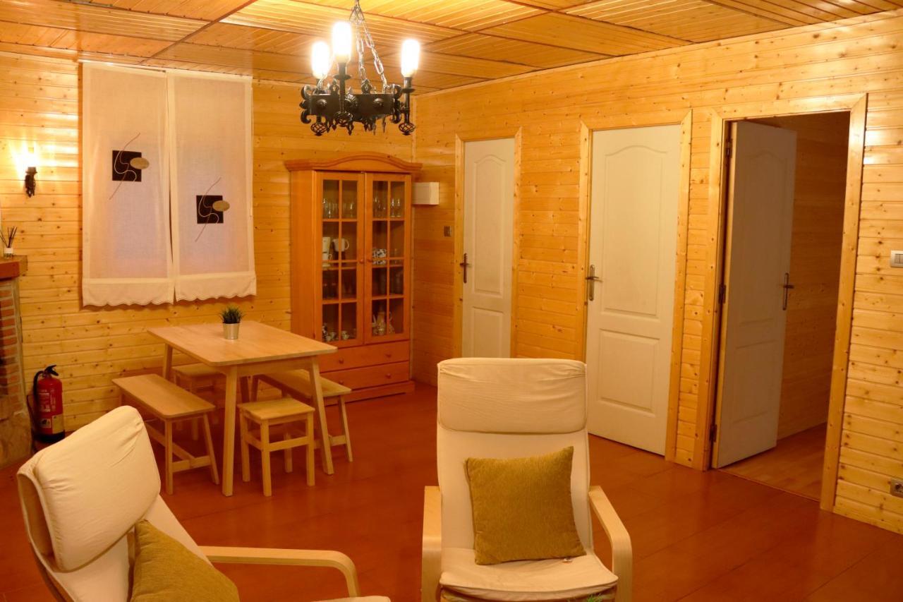 Mi Casa De Madera Holiday home Paul