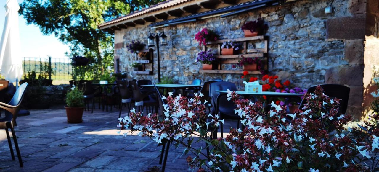 La Del Santuario Inn Nava de Santullán
