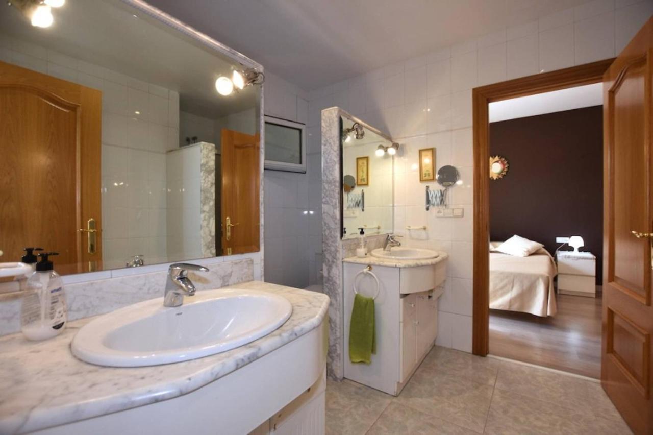 Lodge Torreta Of Gormaig, House With Swimming Pool Gormaig