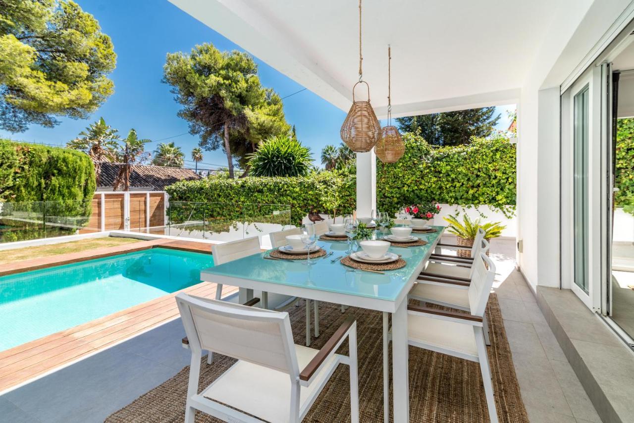 Exclusive 4 Br Jazmines. Private Pool&bbq Villa