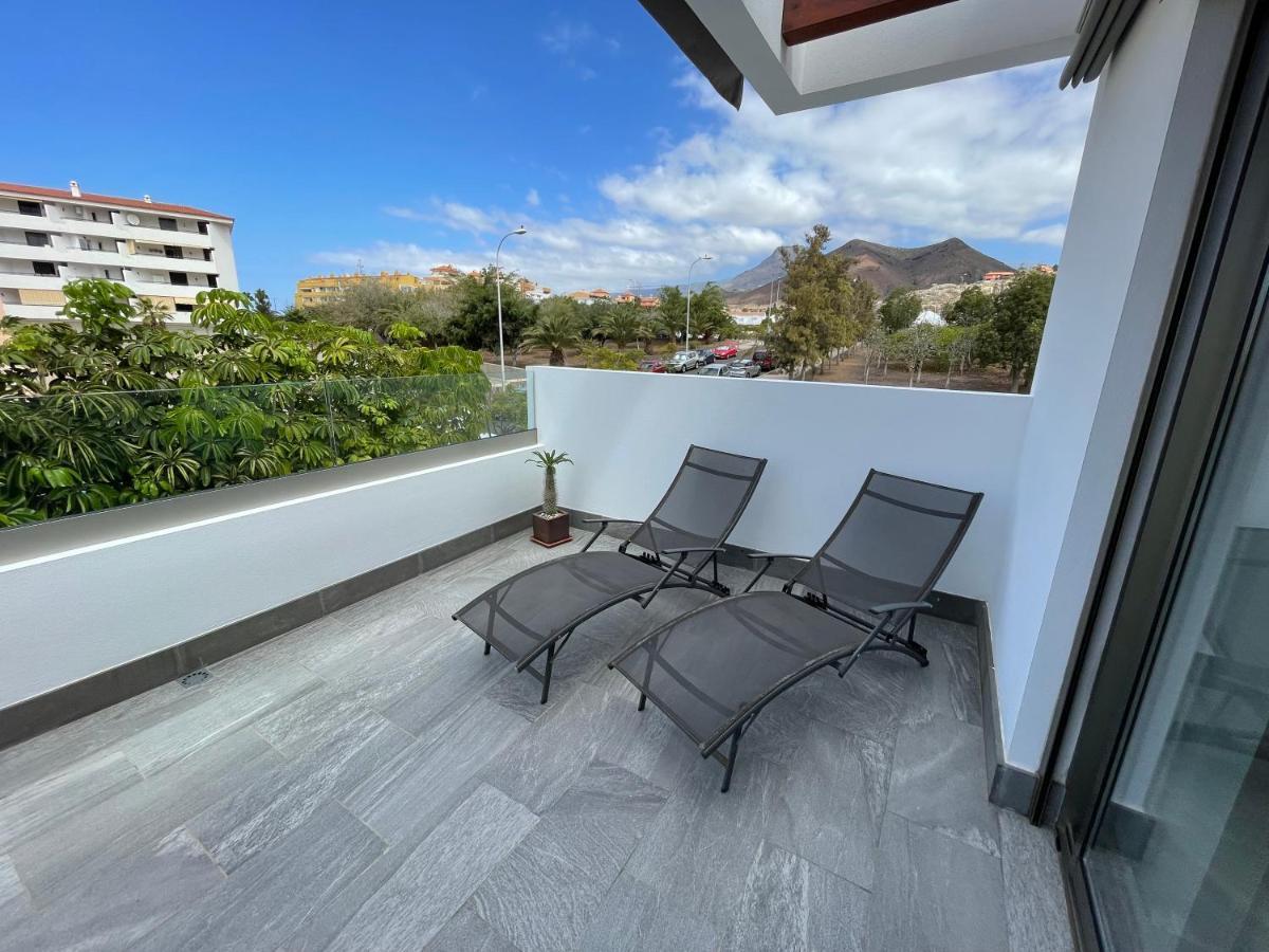 Luxury Tropical Private Heated Pool Villa Los Cristianos (Tenerife)