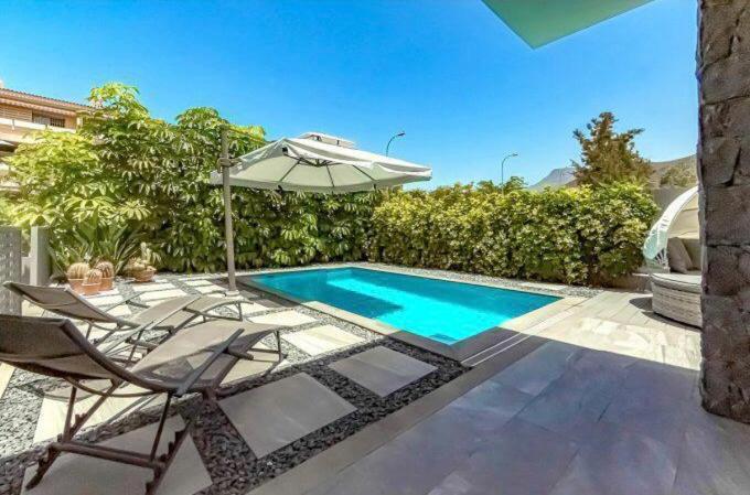 Luxury Tropical Private Heated Pool *