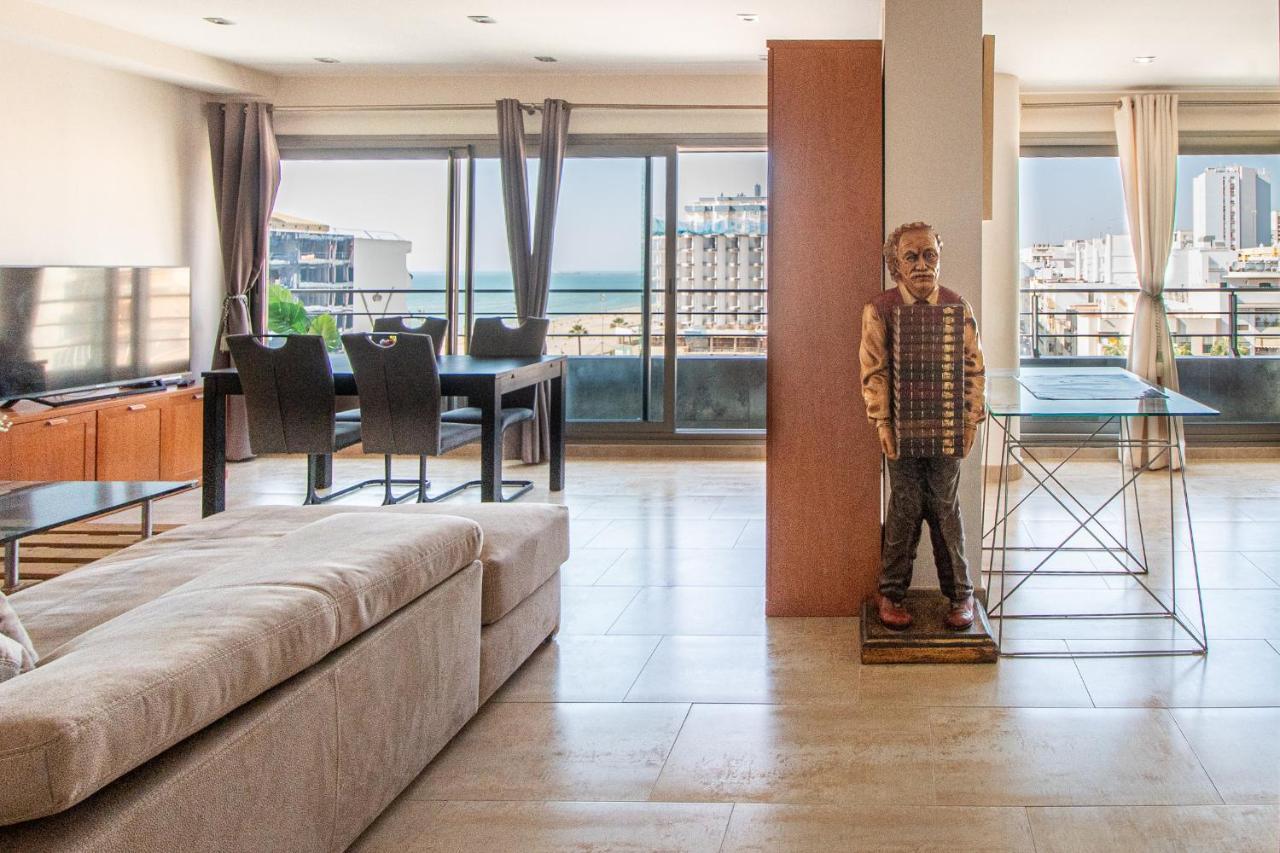 Loft Space - Time In Cadiz