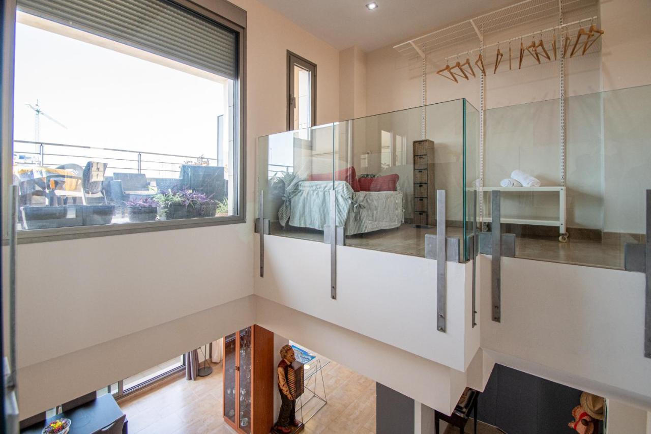 Loft Space - Time In Cádiz