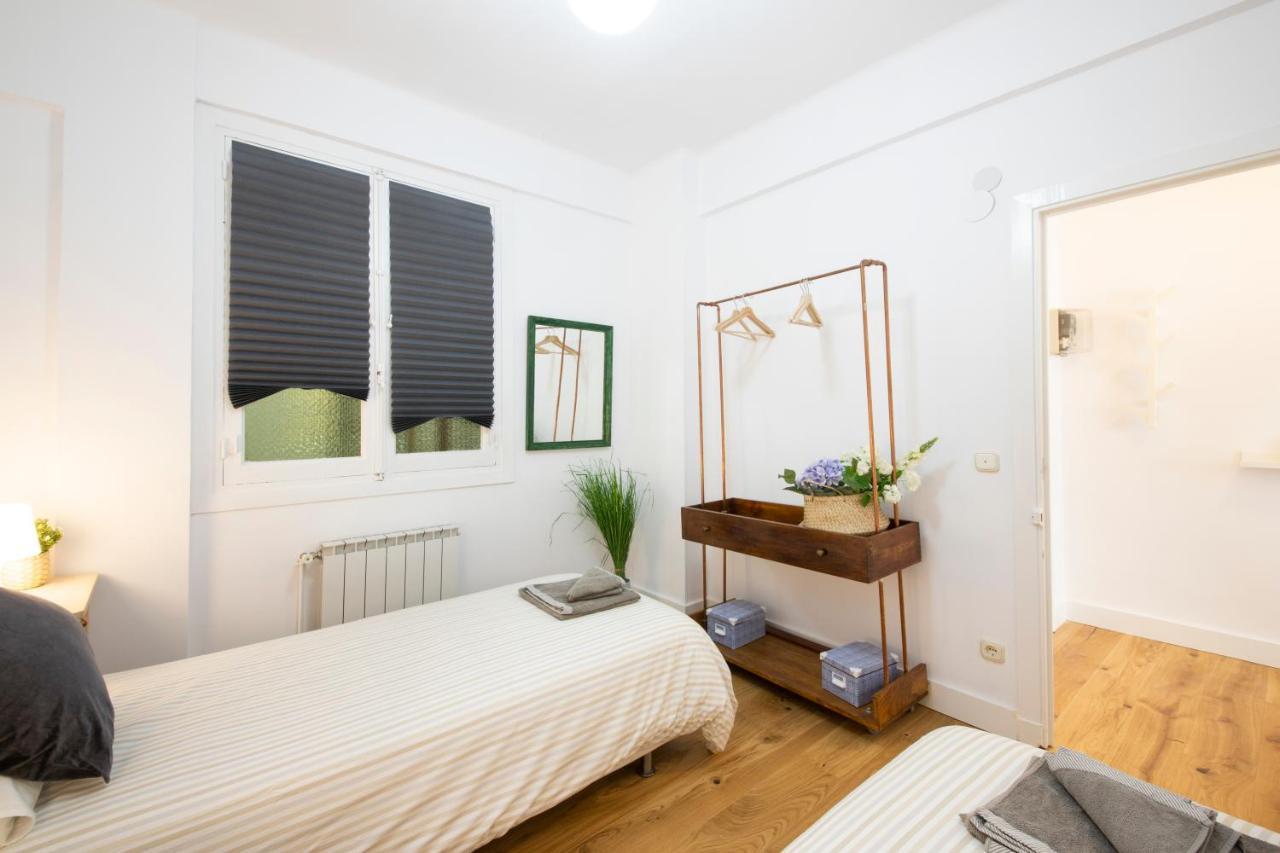 Apartamento Casa Playa Zurriola-aviso-obras En La Fachada Del Patio Hasta Mayo-no Ha Habido Quejas Por El Ruido-precio Bajo- House Playa Zurriola-warning-works On The Facade Of The Patio Until May-there Have Been No Noise Complaints- Price *