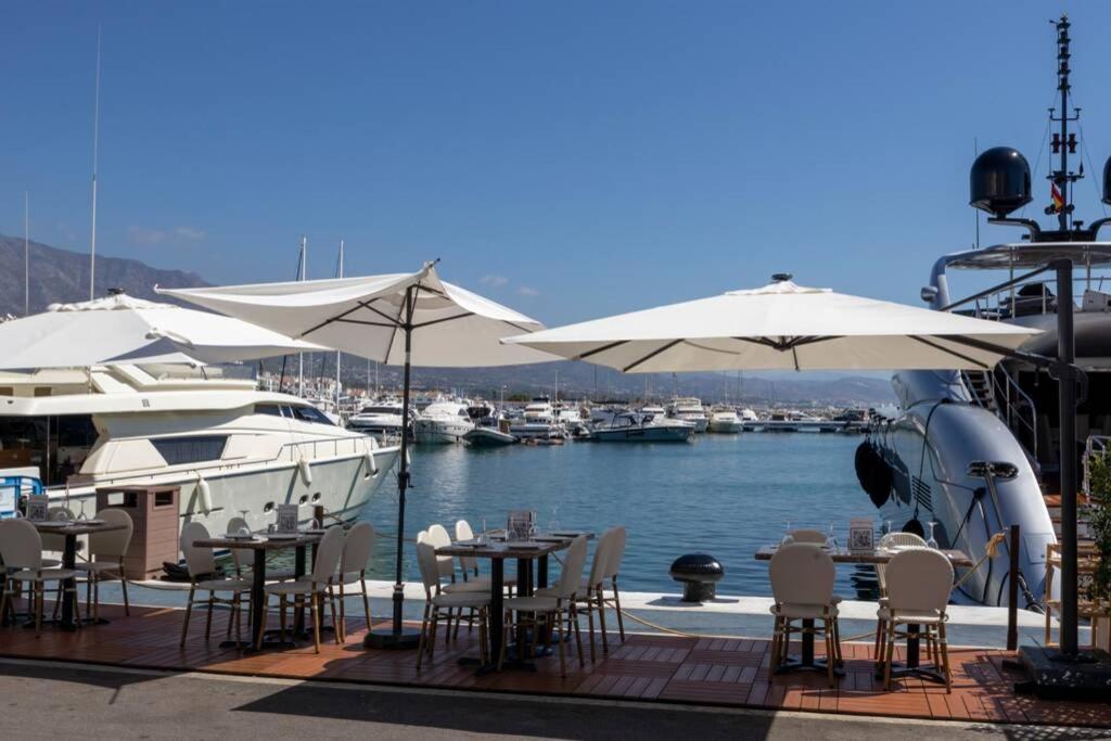 Puerto Banus Second Line, Luxury Apartment *