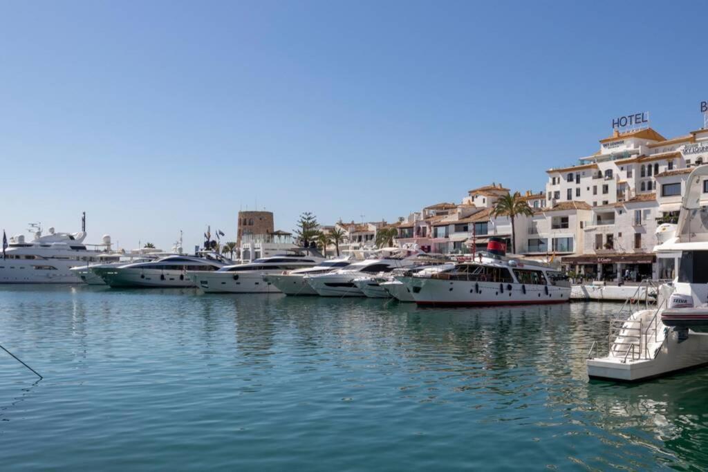 Puerto Banus Second Line, Luxury Marbella