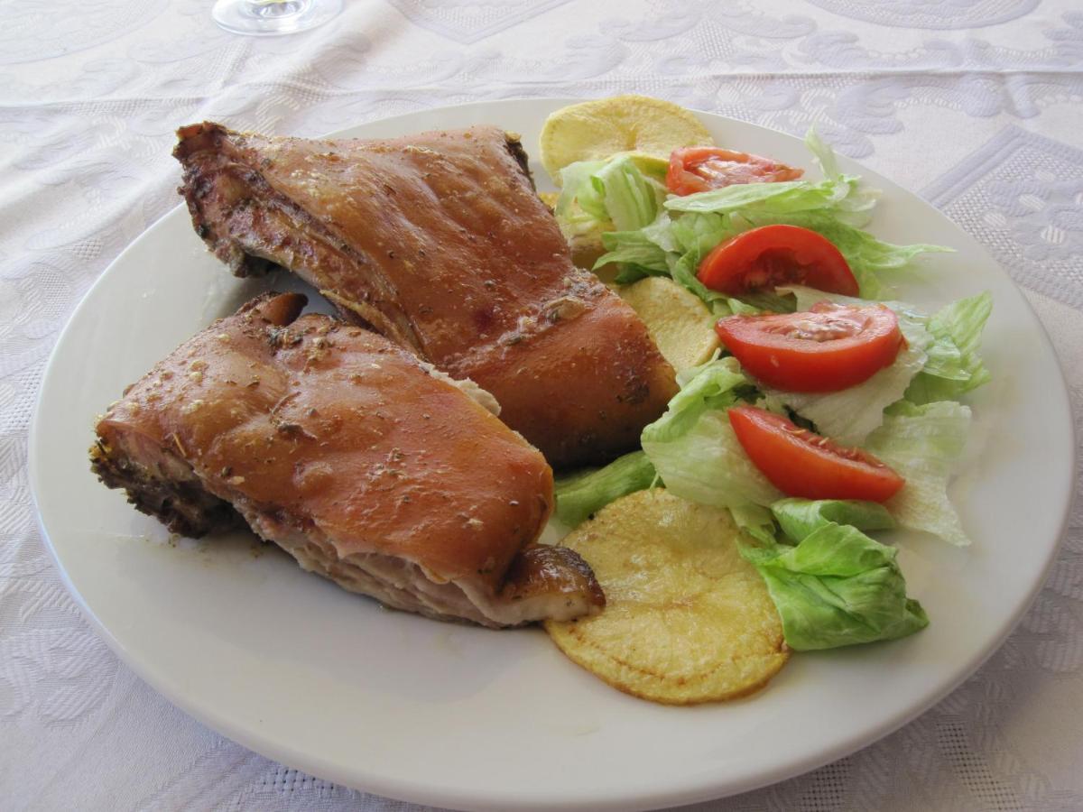 Guest house Restaurante Santa Cruz