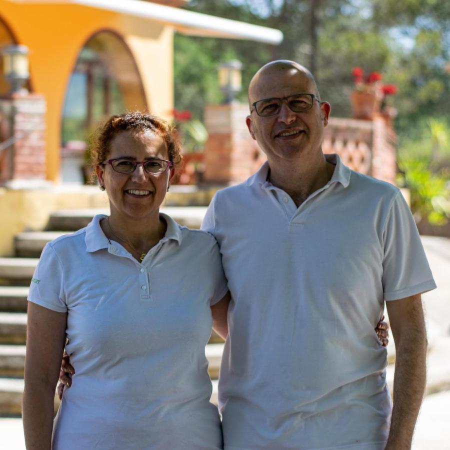 Mas Trucafort - Masia Braseria - Adults Only Bed & Breakfast