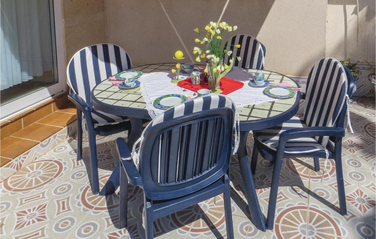 2 Bedroom Lovely In *