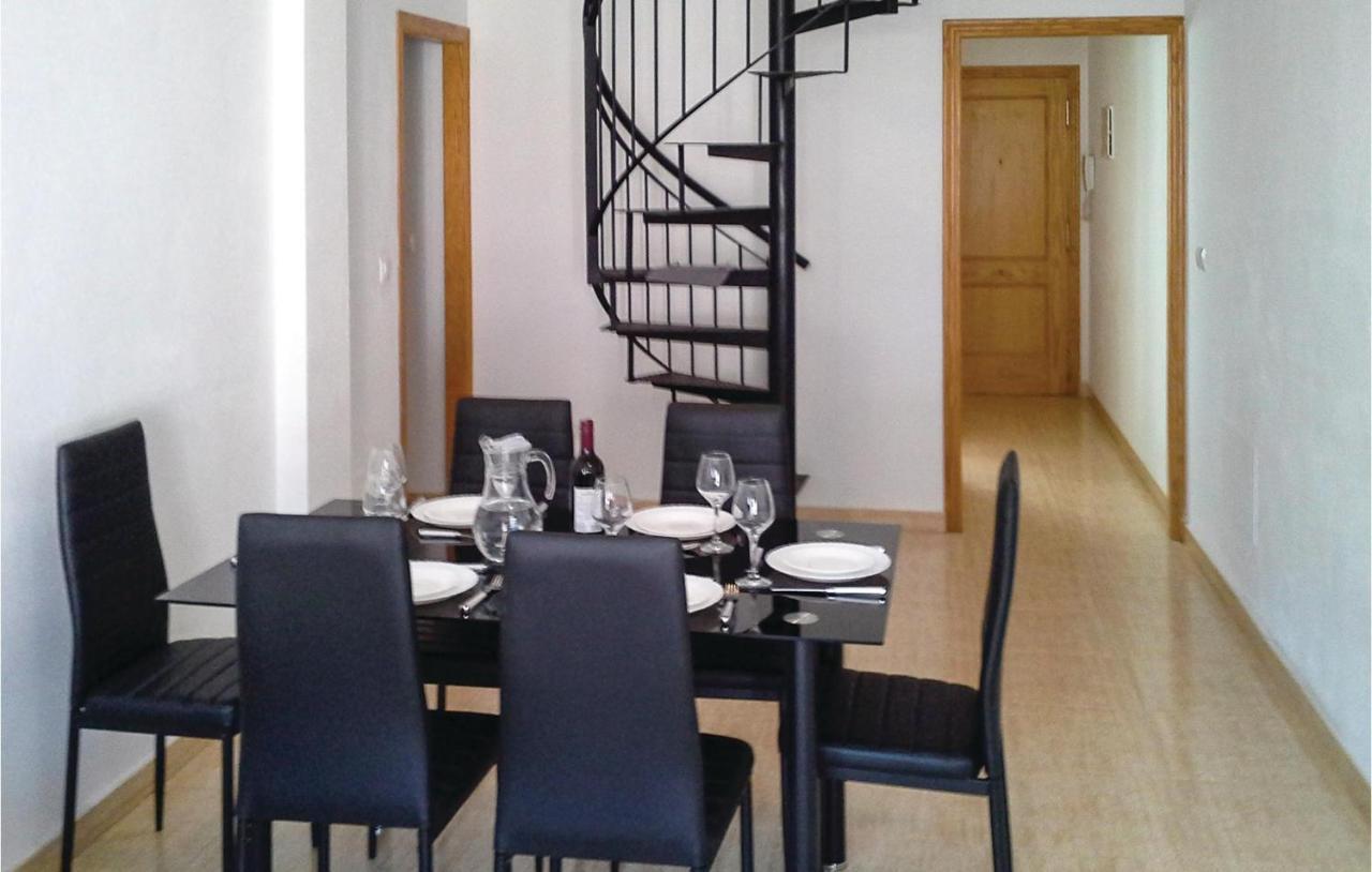 Stunning In With 3 Bedrooms Apartamento *