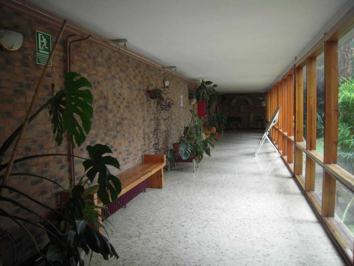Guest house Residencia Universitaria Cardenal Cisneros 2*