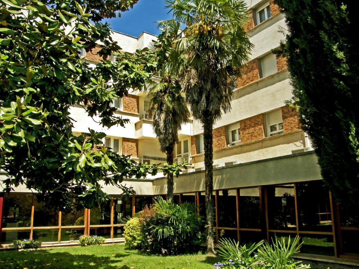 Guest house Residencia Universitaria Cardenal Cisneros