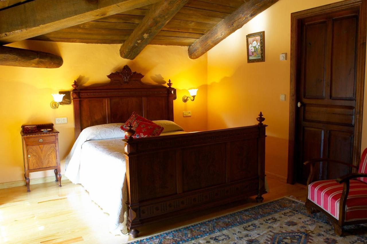 La Val Hotel
