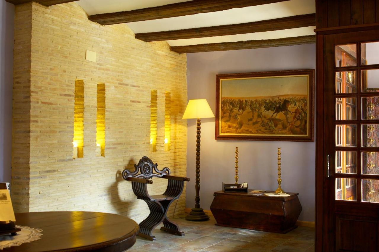 Casa Valero Hotel 2*