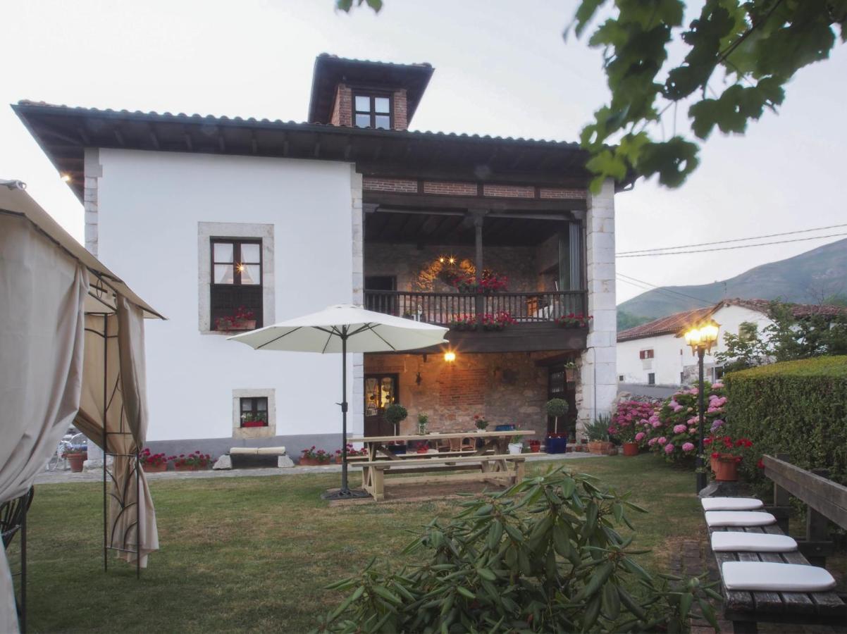 Casa De La Montaña Turístico Casa rural Avín