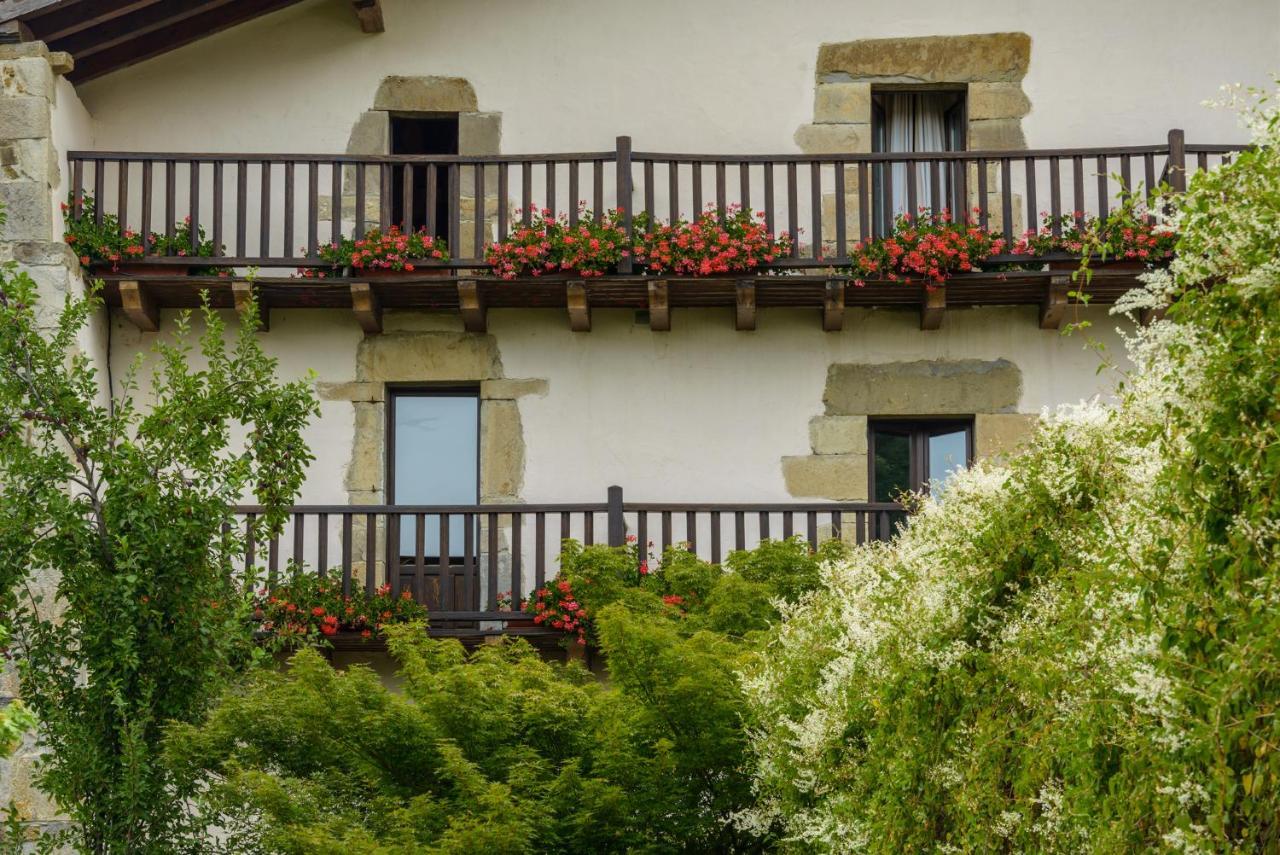 Hotel Akerreta Akerreta