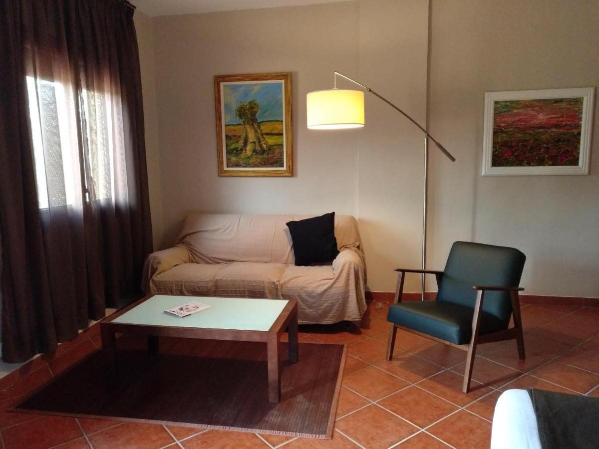 Mas Trucafort - Masia Braseria - Adults Only Bed & Breakfast