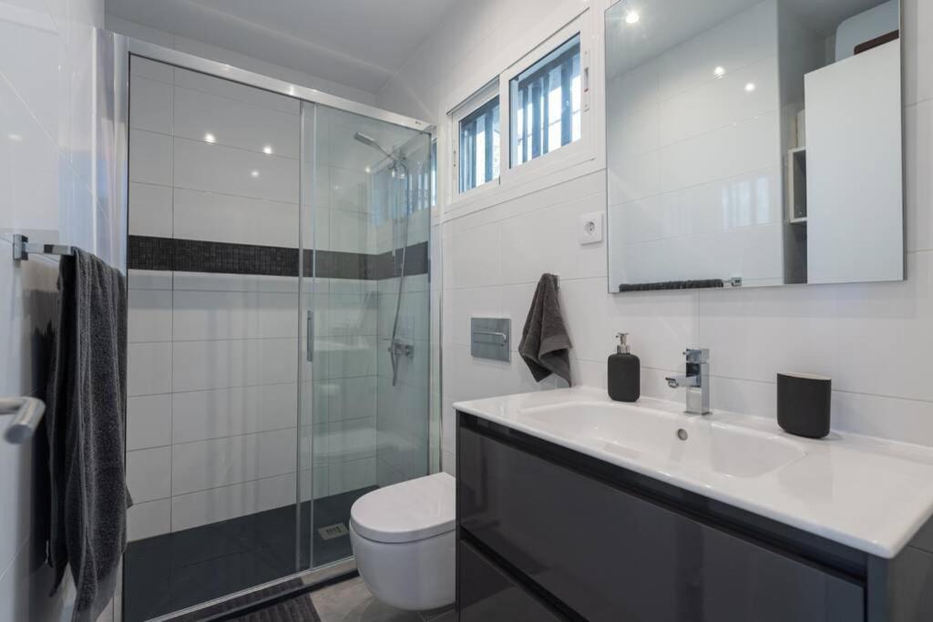 With Amazing Views And Terrace Garden, Fast Fiber Wifi * Patalavaca