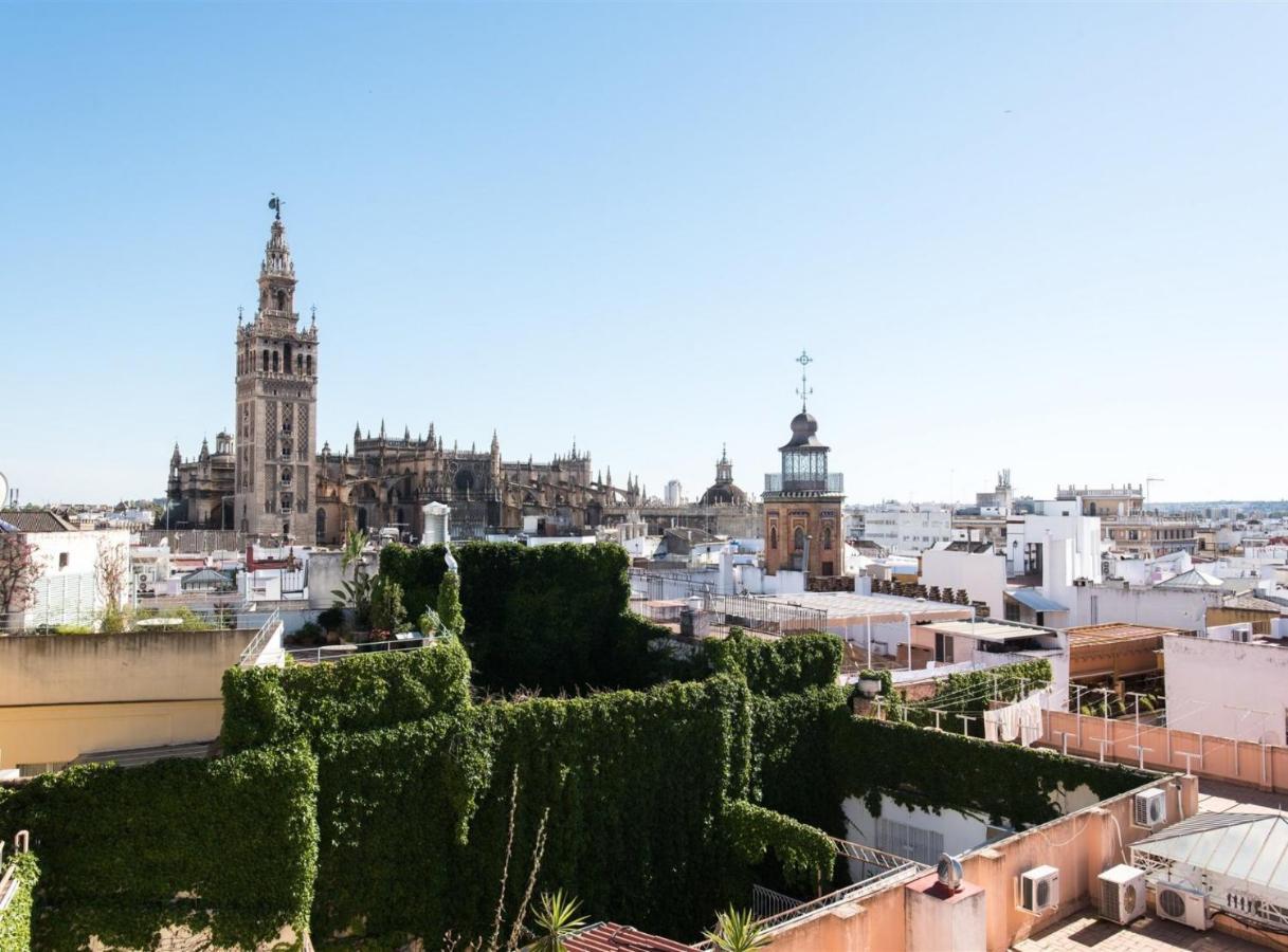 Cozy In House-palace With Private Patio Apartamento Sevilla