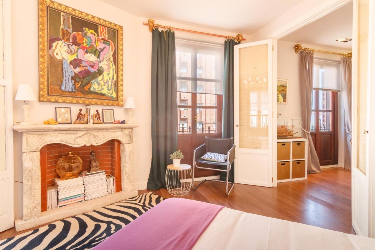 Amplio Y Elegante Con Diseño Vintage Apartamento