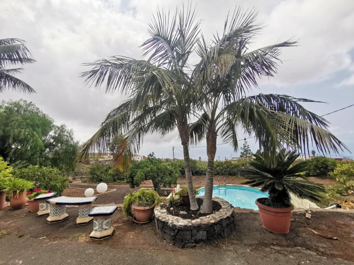 Dolores Con Piscina Y Vistas A La Gomera Сasa de vacaciones Costa Adeje (Tenerife)