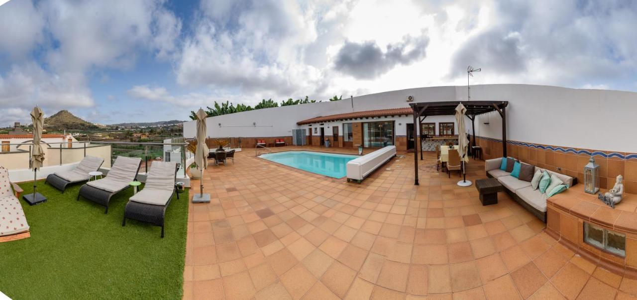 Villa Palmitos Deluxe Seaview *