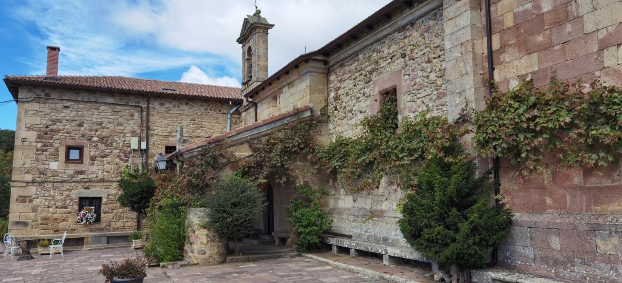 La Del Santuario Inn Nava de Santullán
