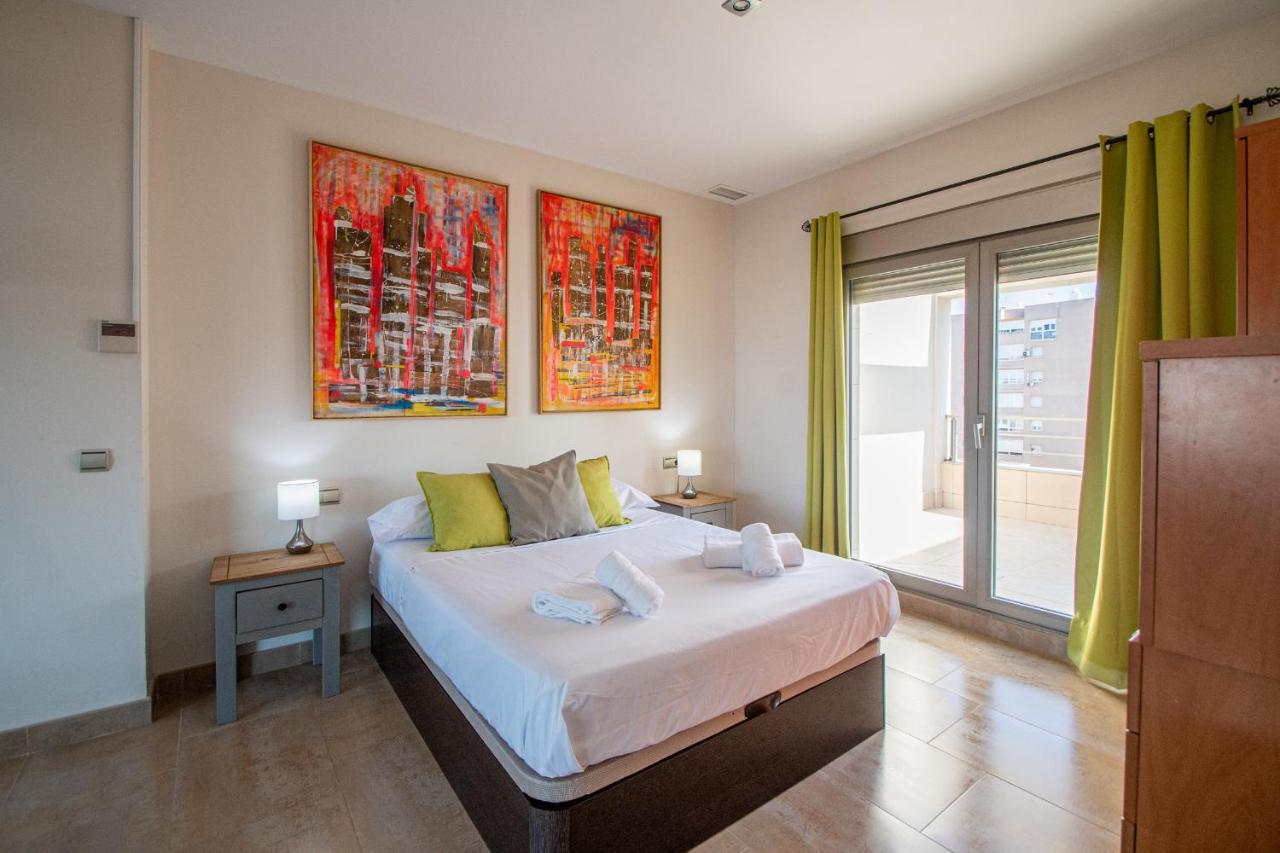 Loft Space - Time In Apartment Cadiz