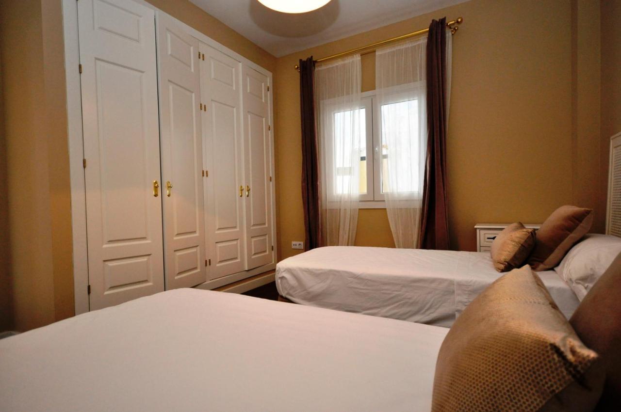 Apartamentos En Puerto Sherry Junto Al Mar, Solo Para Familias Y Parejas Apartment *