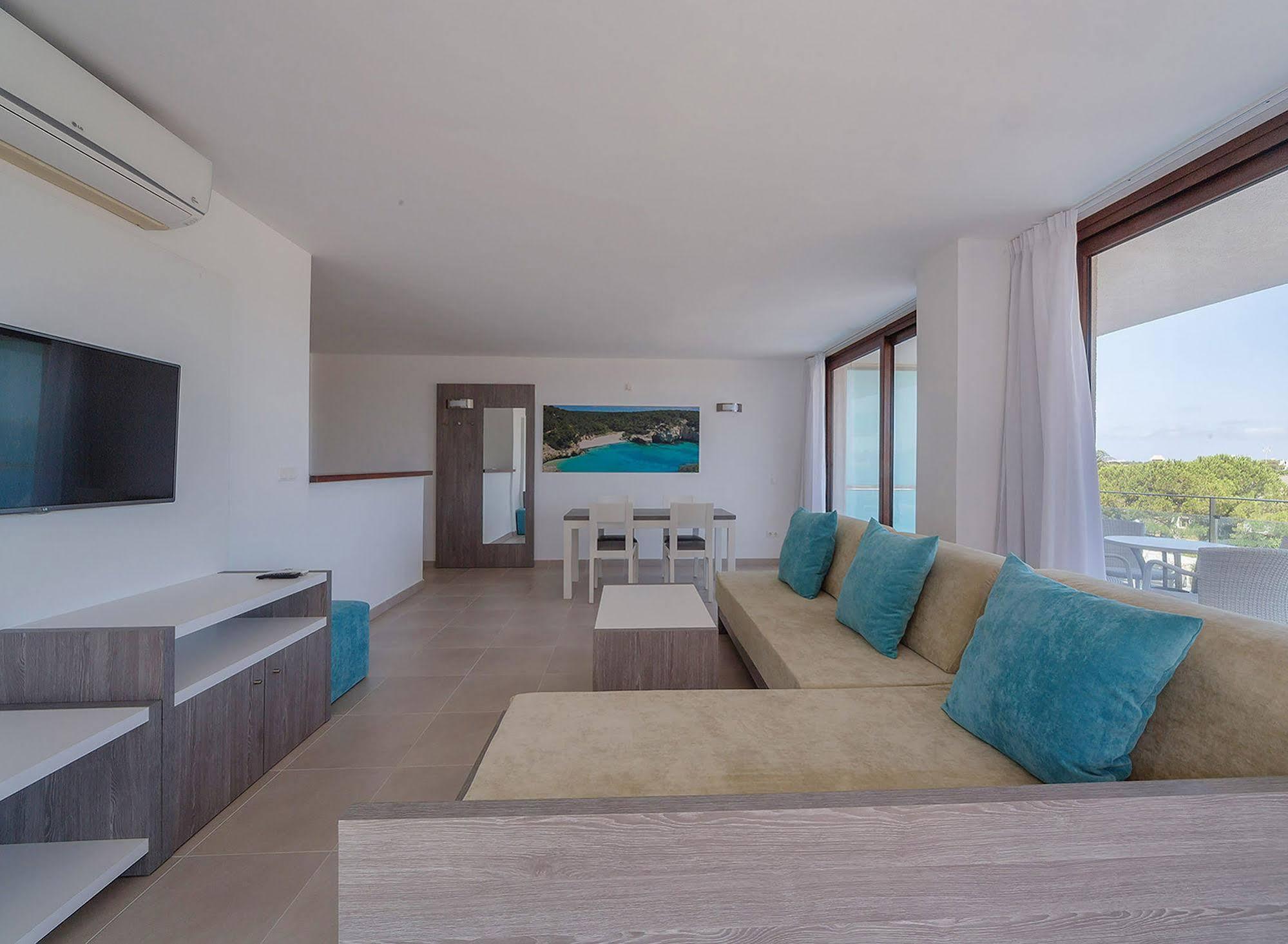 Ferrer Skyline Aparthotel 4*