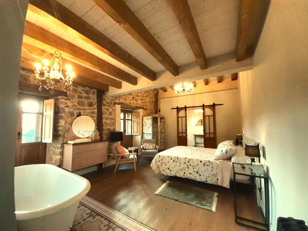 La Del Tenor Inn *