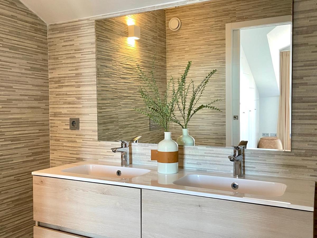 Bayview -superb Luxurious Sea View Penthouse With Private Hot Tub By Solrentspain * Benalmadena