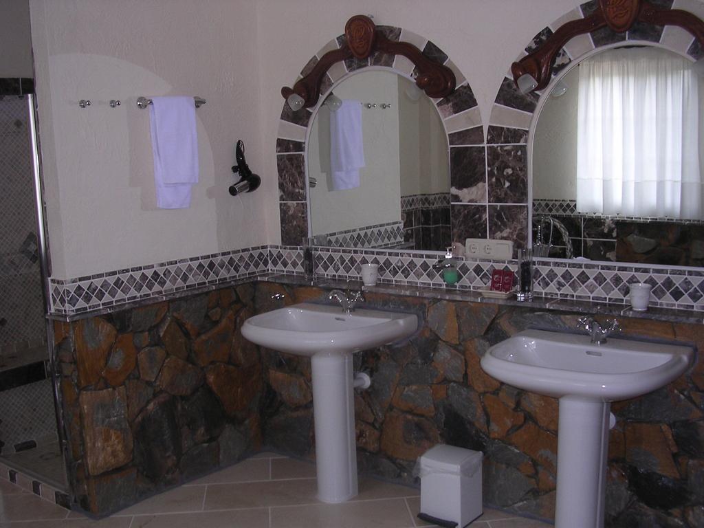 Hotel Lehmi