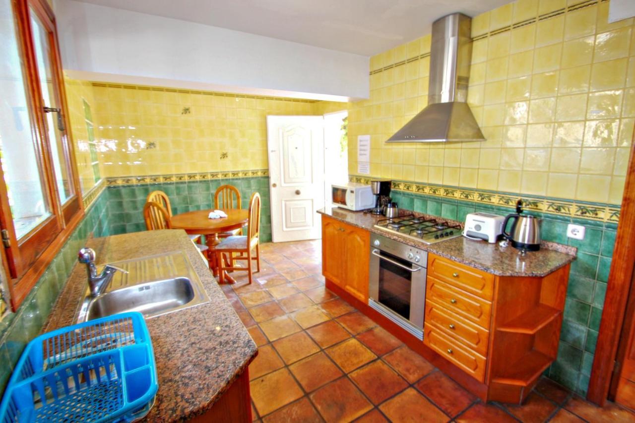 Colibri - Modern, Well-equipped With Private Pool In *