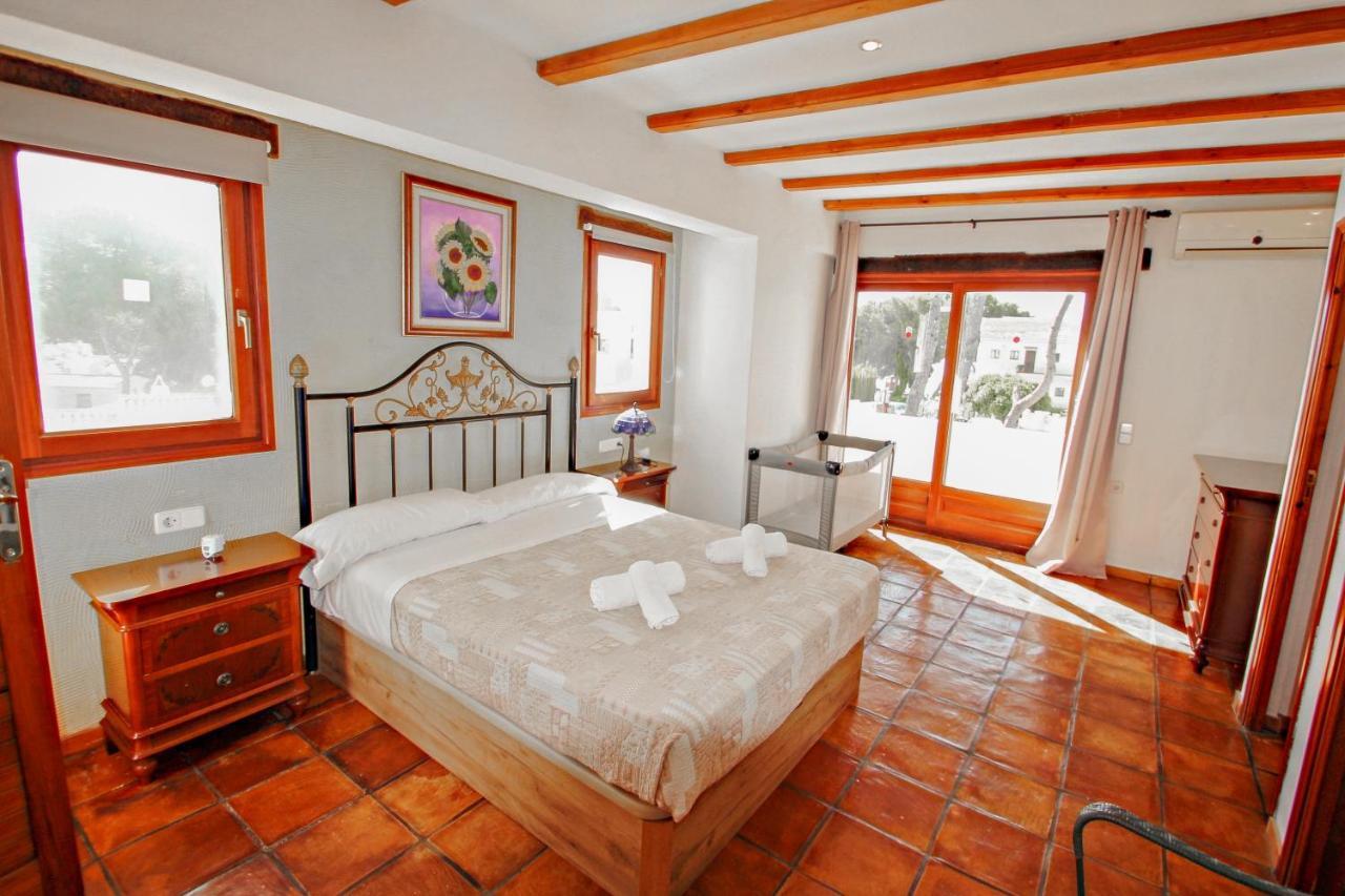 Villa Colibri - Modern, Well-equipped With Private Pool In