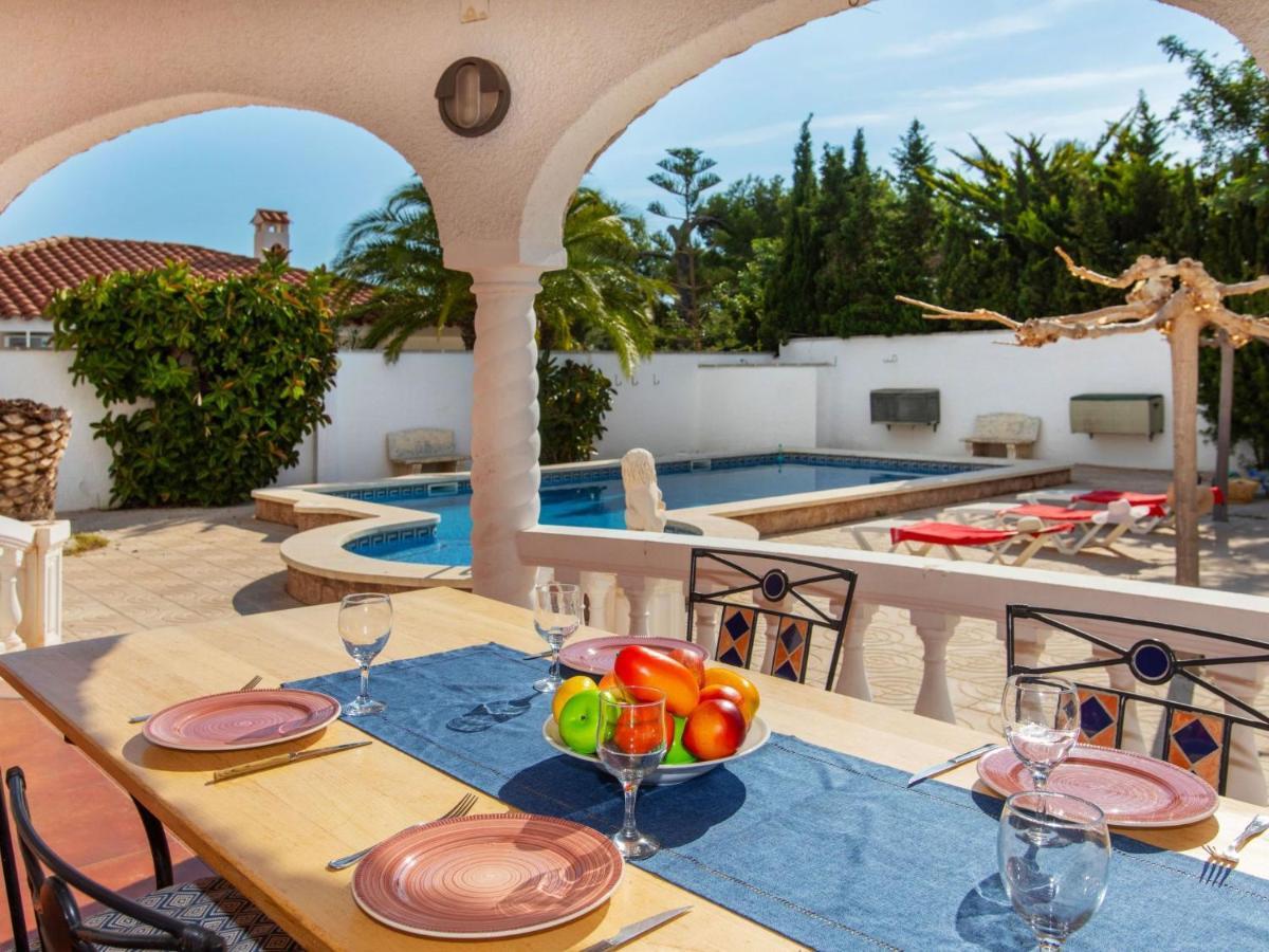Villa Rustical Mont Roig By Interhome *