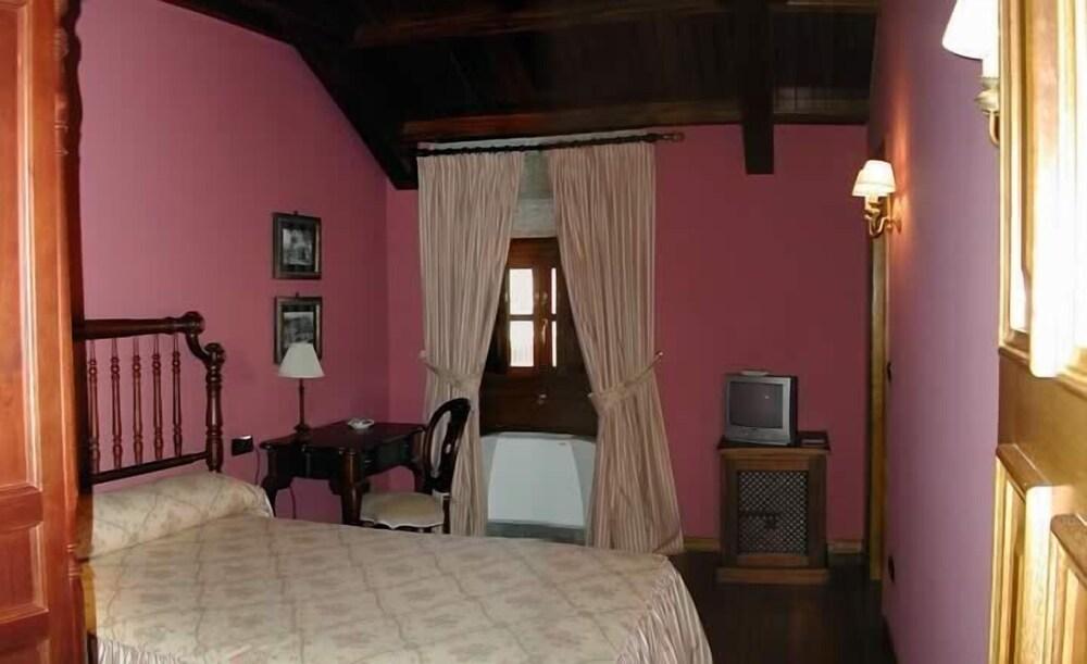 Pazo De Adrán 4* Milladoiro